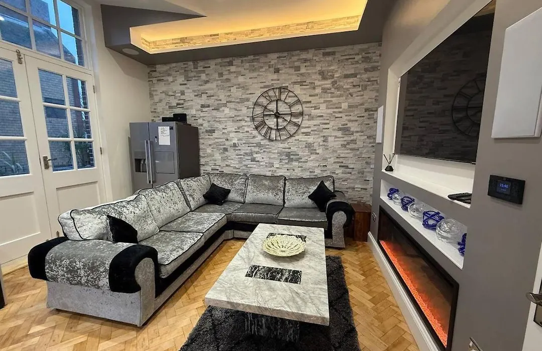 Hi Spec Victorian With Rooftop Hot Tub Apartamento *
